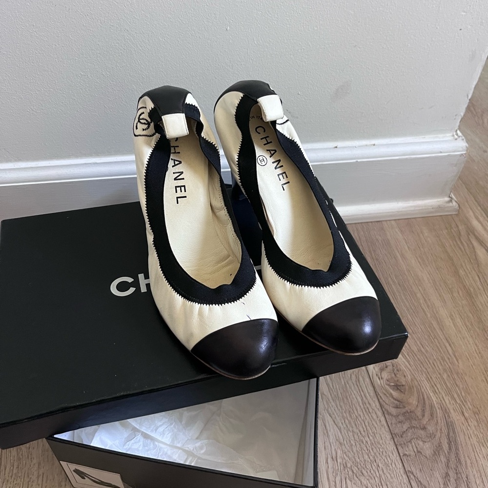 Chanel Black and White Heels with Timeless Elegance